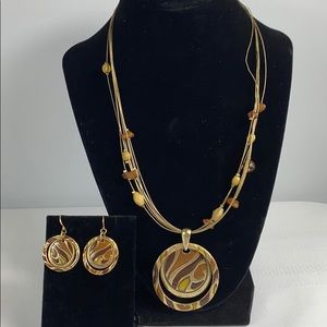 Fashion Jewelry Set Necklace and Earrings